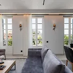 New York Luxury Suites
